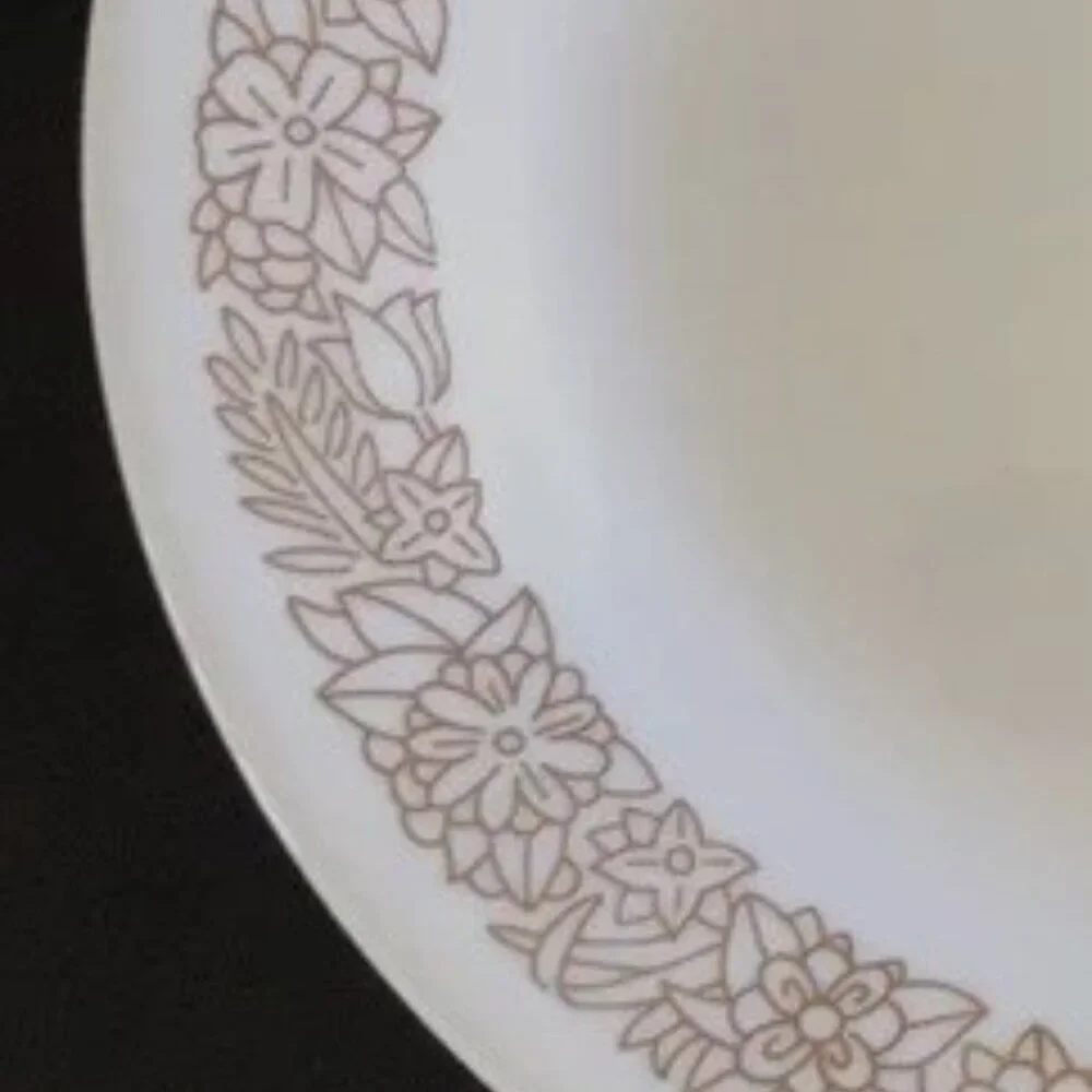 One vintage Corelle 6 3/4” diameter Corelle Woodland Pattern Bread Dessert Plate